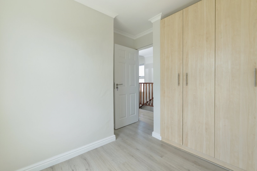 To Let 2 Bedroom Property for Rent in Parsonsvlei Eastern Cape